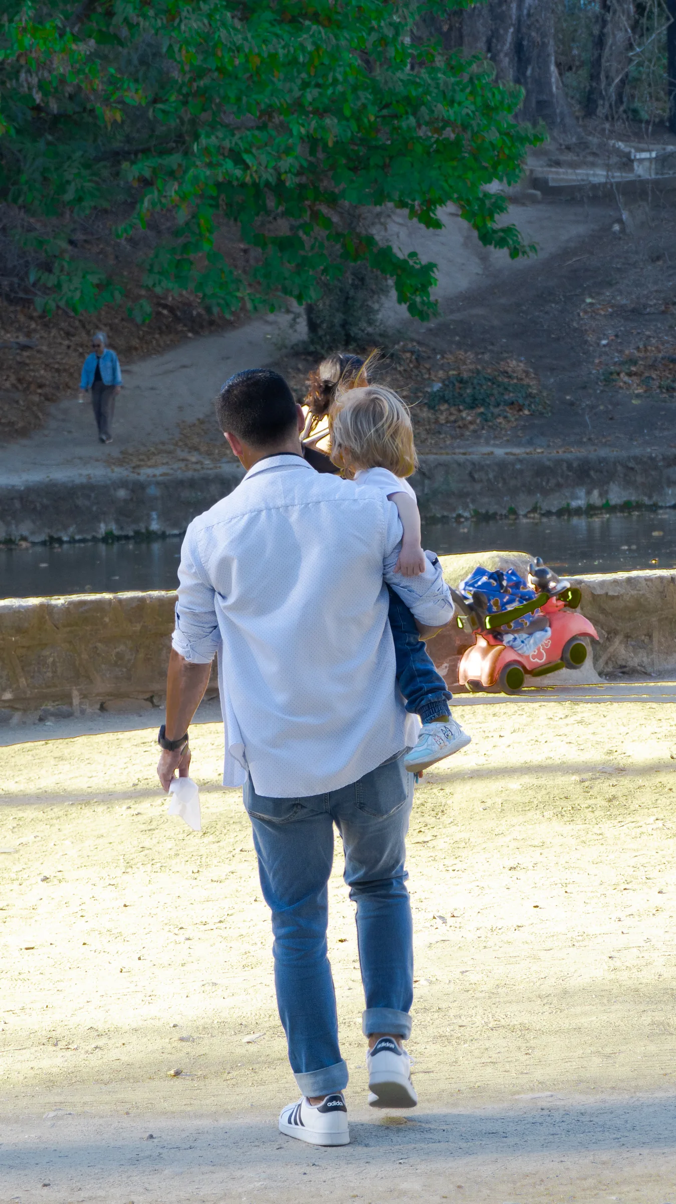Papá y su pequeño