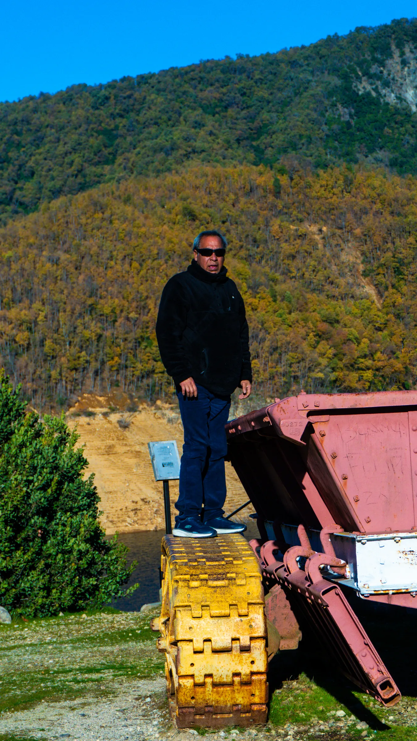Sobre la vieja maquinaria